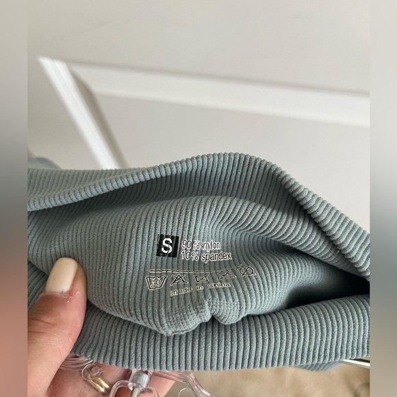 Dusty Blue Workout set sz S - Picture 9 of 9